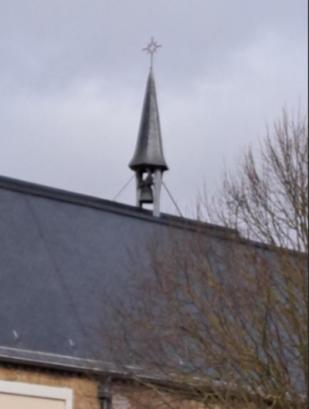 Klok maria in haar oorpronkelijke dakkapelletje